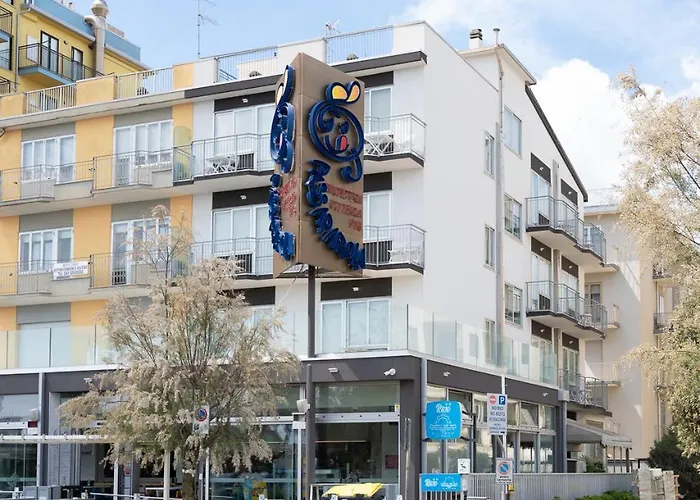 Ξενοδοχείο με διαμερίσματα Rex