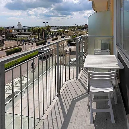 Apart Otel Rex 4*