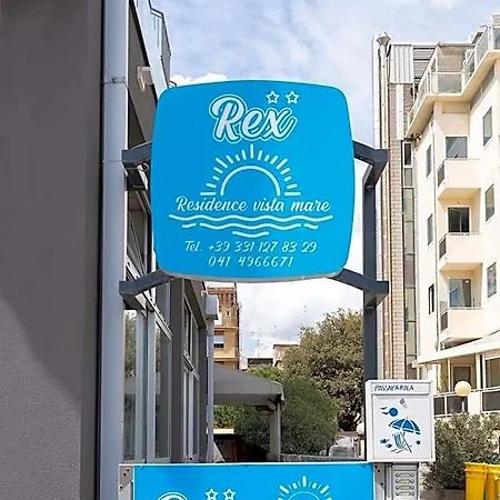 Apart Otel Rex 4*